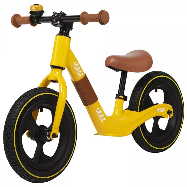 poul_yellow_2030043_01-kopia-600x600-1.webp